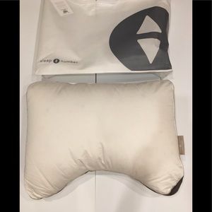SLEEP NUMBER DOWN COMFORT CURVED PILLOW STANDARD